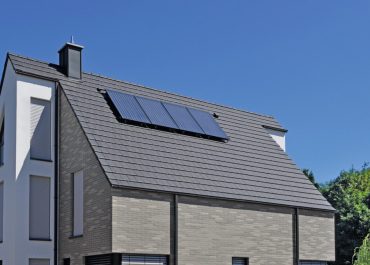 Zijn mijn dakpannen geschikt voor zonnepanelen?
